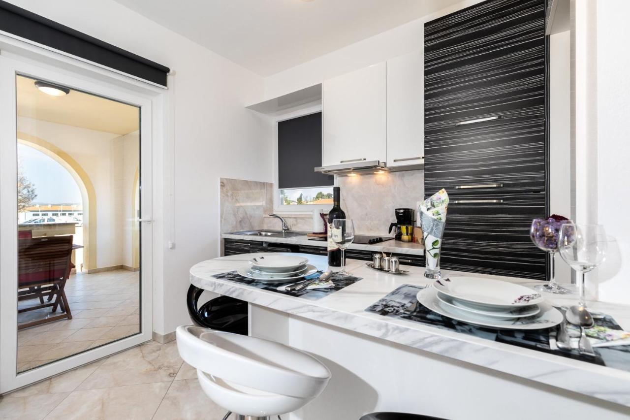 Apartments With A Parking Space Punat, Krk - 20553 Εξωτερικό φωτογραφία